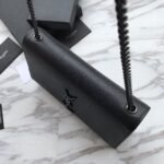 KATE MEDIUM IN GRAIN DE POUDRE EMBOSSED LEATHER - Image 6