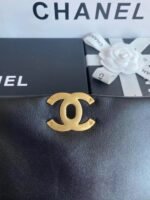 CHANEL 19 MAXI - Image 8