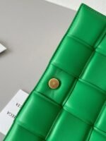 Top Quality Fake Bottega Veneta Chain Cassette Bag In Parakeet - Image 8
