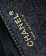 Hobo Handbag - Image 3