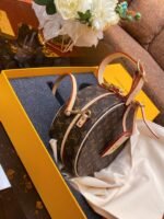 PETITE BOITE CHAPEAU - Image 8