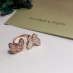 Van Cleef & Arpels Two Butterfly Ring - Image 2