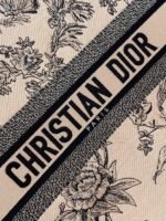 Dior Large Book Tote Bag Fake in Powder Pink Jardin Botanique Embroidery - Image 2