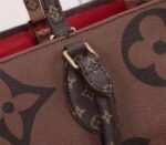 Louis Vuitton Giant Canvas Onthego GM Tote - Image 8