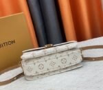 Louis Vuitton Monogram Dune Canvas Metis East West Pochette - Image 4