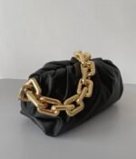 Replica Bottega Veneta The Chain Pouch Bag Black - Image 2