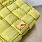 Top Quality Fake Bottega Veneta Chain Cassette Bag In Kiwi - Image 10