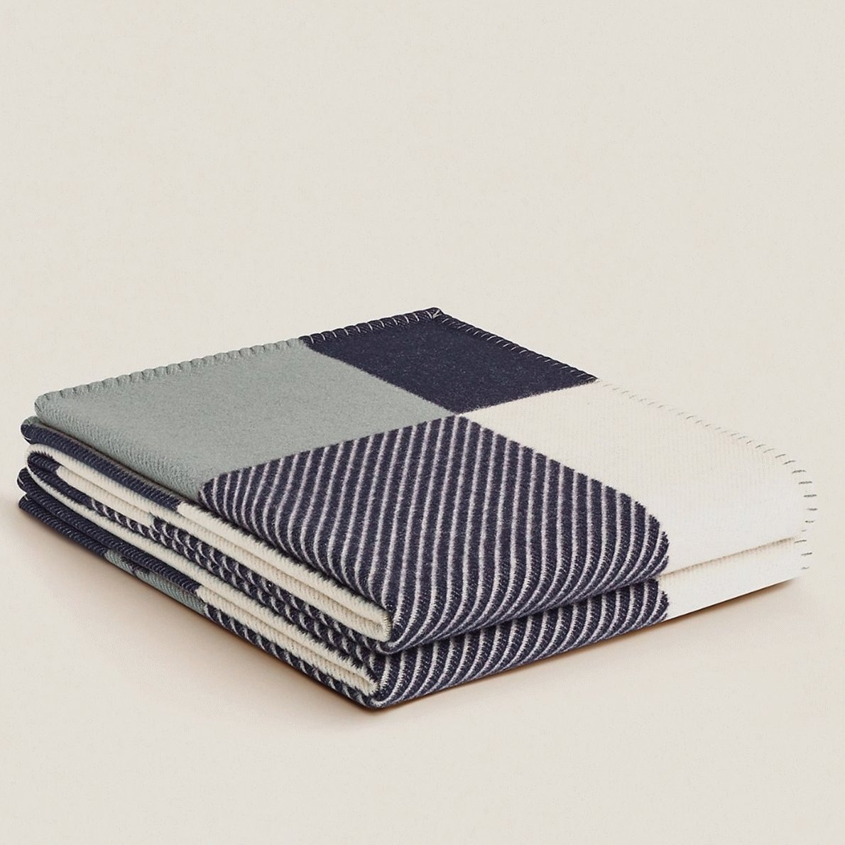 C9D562AA-E580-72DF-DD75-2FBB1807BA8C.jpg Fake Hermes H Riviera blanket in marine wool and cashmere - Image 1