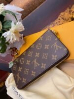 LV Monogram WALLET - Image 2