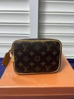 Louis Vuitton All In BB - Image 9