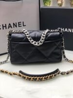 Chanel 19 small - Image 4