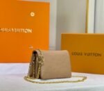 Louis Vuitton Coussin Pochette In Camel - Image 2