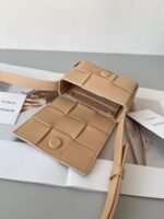 Top Quality Knockoff Bottega Veneta Candy Cassette Bag In Almond - Image 8