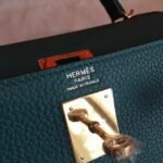 Malachite Clemence Knockoff Hermes Kelly Retourne 32cm Stylish Bag - Image 3
