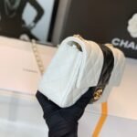CHANEL MINI FLAP BAG - Image 2