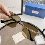 SQUARE-FRAME SUNGLASSES - Image 6