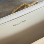 Chanel classic chain wallet - Image 3