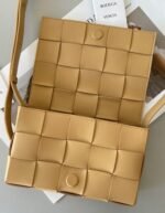 Top Quality Knockoff Bottega Veneta Cassette Bag In Almond - Image 2