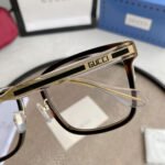 Gucci Eyewear square tinted sunglasses - Image 4