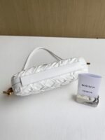Replica Bottega Veneta Knot Minaudiere On Strap White Foulard Intreccio Leather - Image 9