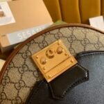 Padlock small shoulder bag - Image 7