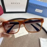 Gucci classic sunglasses - Image 7
