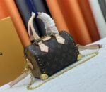 Louis Vuitton Monogram Canvas Cruise 2025 Speedy 20 Trunk Bag In Natural - Image 2