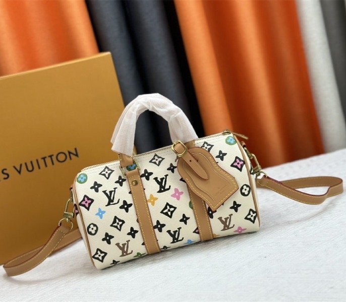 D3CB1A29-935D-72A9-39BE-296582C42819.jpg Louis Vuitton Monogram Craggy Keepall Travel 25 Bag In Vanilla - Image 1