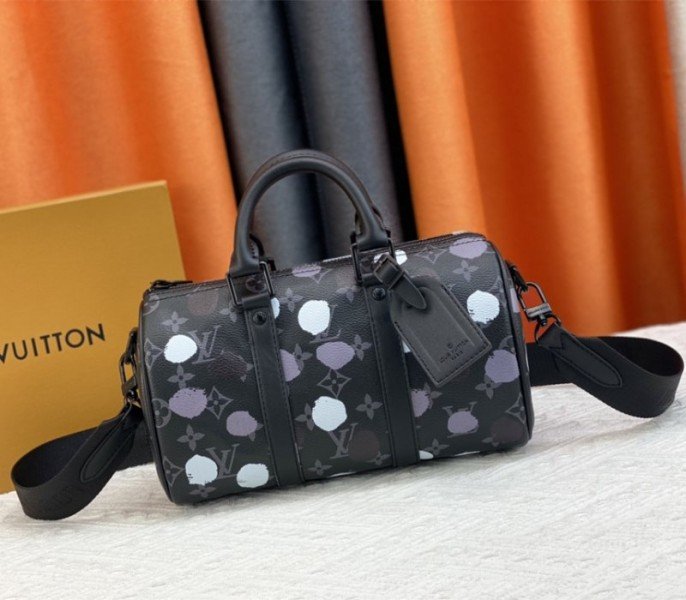 D4527EBD-253E-0EDE-BF3D-E0EEB2FEF886.jpg Louis Vuitton X YK Monogram Eclipse Keepall 25 Bandouliere Travel Bag - Image 1