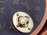 LV HANDLE BAG - Image 6
