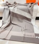 Best replica Hermes H Riviera blanket in beige wool and cashmere - Image 4