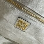 MIU Hobo bag - Image 4