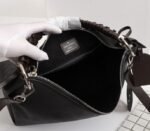LV Mahina Beaubourg MM Hobo In Black - Image 5