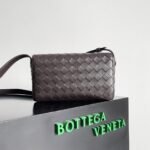 Fake Bottega Veneta Mini Andiamo Cross-Body Bag Barolo - Image 3