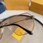 LV SUNGLASSES - Image 4