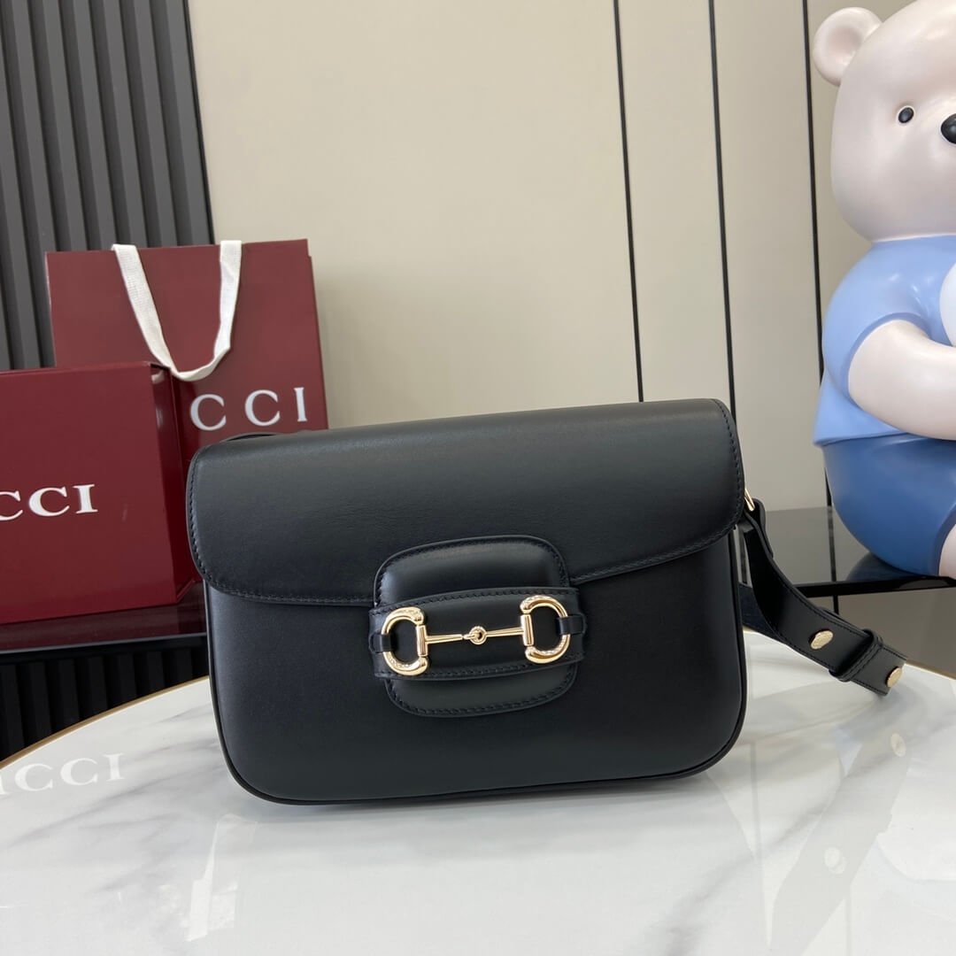 D846BDF3-A0BB-7C31-0AF6-F86C64699E76.jpg Gucci Horsebit 1955 Soft small shoulder bag - Image 1