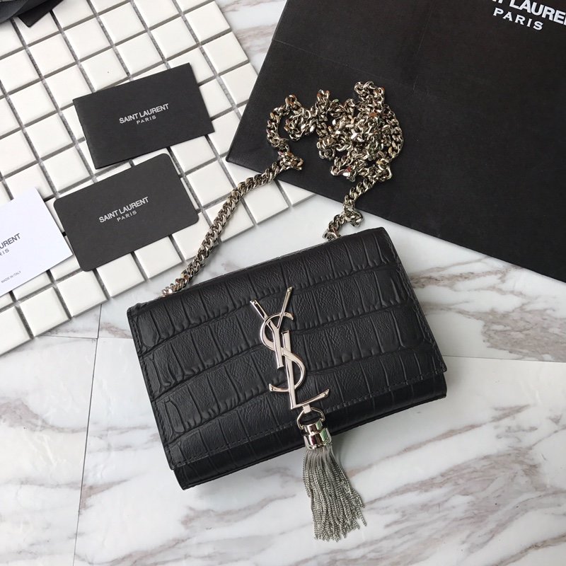 D8EB8DA5-0351-52C0-115B-B6BB71ECF3EE.jpg MONOGRAM CHAIN WALLET IN CROCODILE EMBOSSED SHINY LEATHER - Image 1