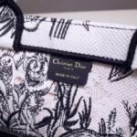 Dior Large Book Tote Bag Fake in Toile de Jouy Carnivora Motif - Image 4