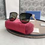 Gucci Eyewear square tinted sunglasses - Image 2