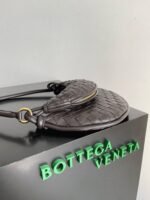 Fake Bottega Veneta Gemelli Small Bag Fondant - Image 7