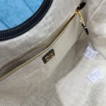 MIU Hobo bag - Image 5