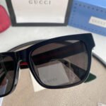 Gucci classic sunglasses - Image 5