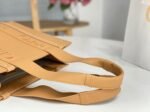 Top Quality Knockoff Chloe Woody Medium Tote Bag In Beige Calfskin - Image 4
