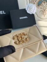 CHANEL 19 FLAP CARD HOLDER - Image 7