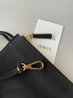 Fake Bottega Veneta Arco Medium Tote Black Intrecciato Calfskin - Image 7