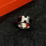 Hermes Reversible Leather Strap Ring - Image 4