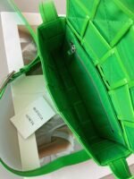 Top Quality Fake Bottega Veneta Cassette Bag In Parakeet - Image 4