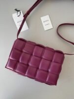 Top Quality Imitation Bottega Veneta Padded Cassette Bag In Cinnabar - Image 3