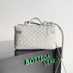 Replica Bottega Veneta Bang Bang Vanity Case Ivory - Image 4