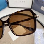 RECTANGULAR FRAME SUNGLASSES - Image 5